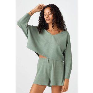 Vetta Capsule Sage Cropped Ribbed Sweatshirt